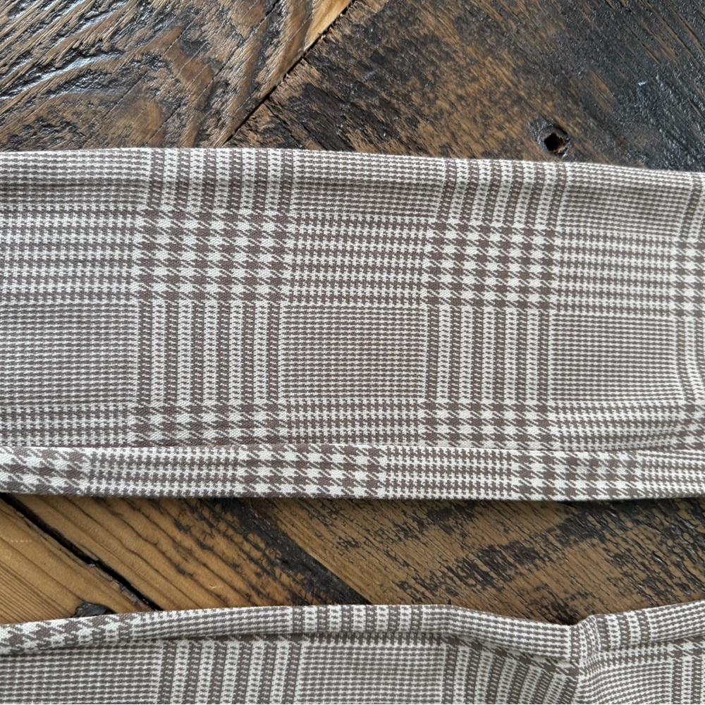 Philosophy - Elegant tan patterned leggings size S/P